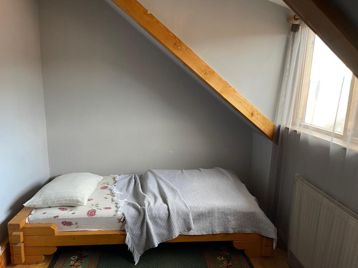 Sadyba Girske Povitria Jaremče Esterno foto