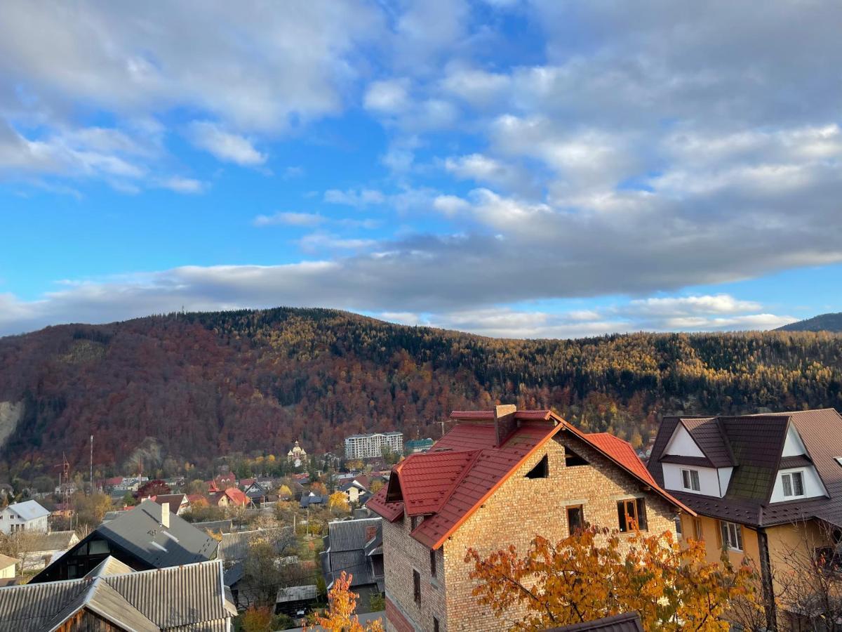 Sadyba Girske Povitria Jaremče Esterno foto