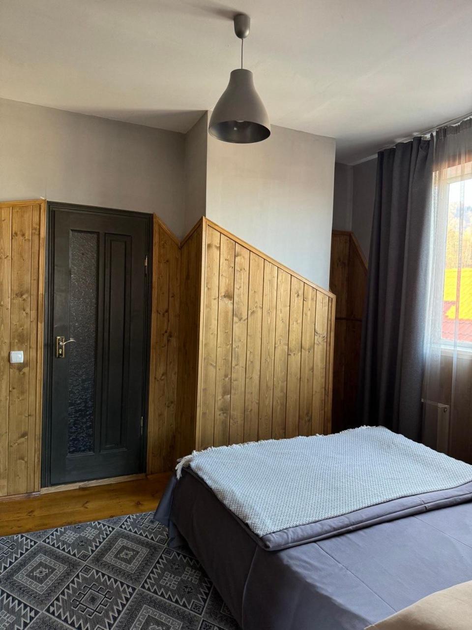 Sadyba Girske Povitria Jaremče Esterno foto