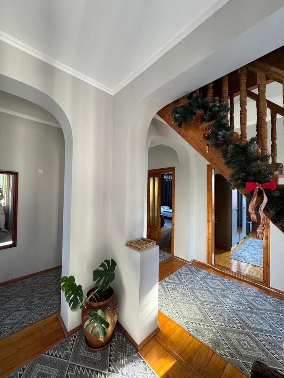 Sadyba Girske Povitria Jaremče Esterno foto